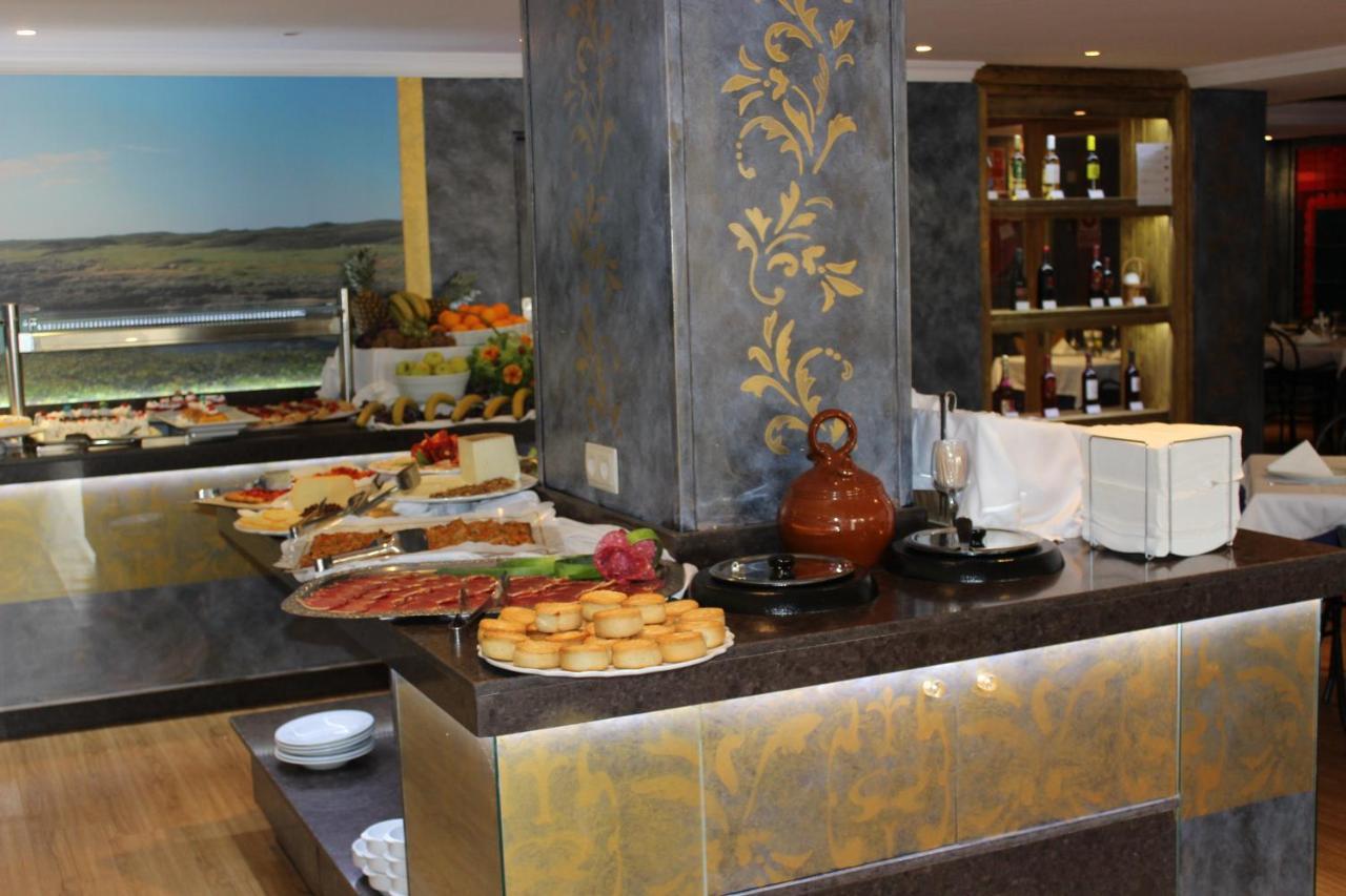 Mix Peymar Hotel ซีลอต ภายนอก รูปภาพ